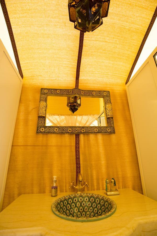 Hotel Sahara Sky Luxury Camp à Merzouga Extérieur photo