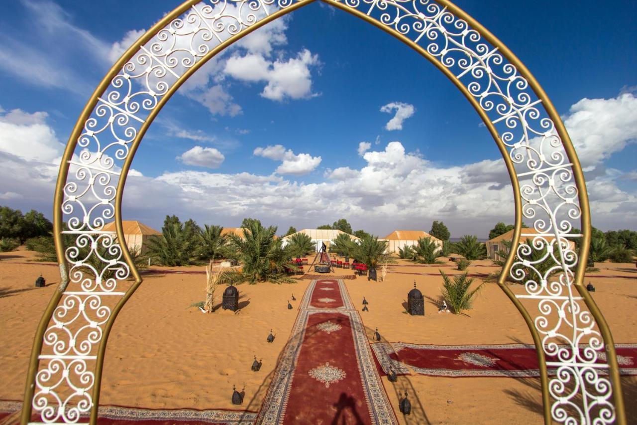 Hotel Sahara Sky Luxury Camp à Merzouga Extérieur photo